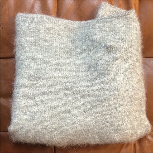 Sezane Gaspard Cardigan Sweater Gray Medium Mohair Alpaca - Picture 4 of 4